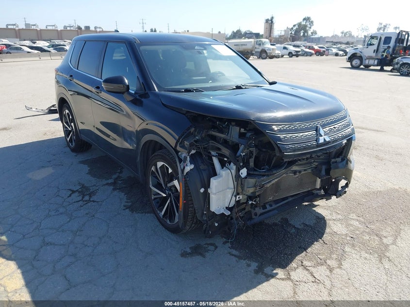 Vin: ja4j4ta89nz040329, lot: 45655121, mitsubishi outlander es 2.5 s-awc 2022 img_1