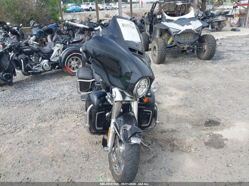 2019 HARLEY-DAVIDSON FLHTCU auction photo 5