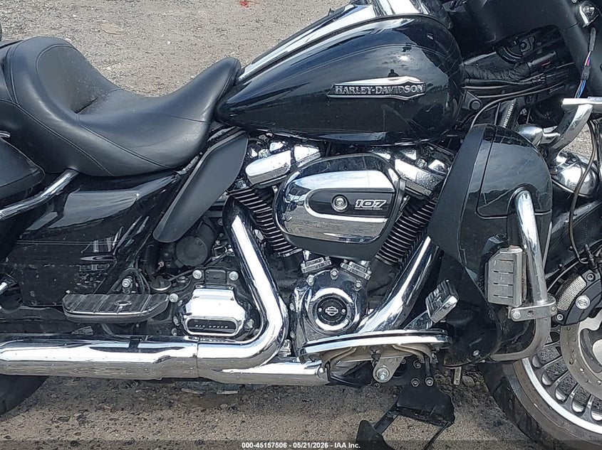 2019 HARLEY-DAVIDSON FLHTCU auction photo 8