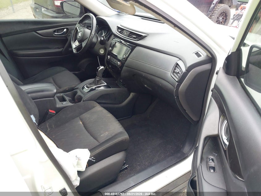 2020 NISSAN ROGUE auction photo 5