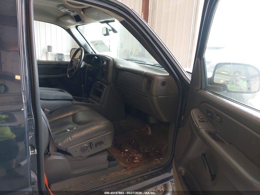 2004 CHEVROLET SILVERADO TRUCK 5.3L V-8 295HP