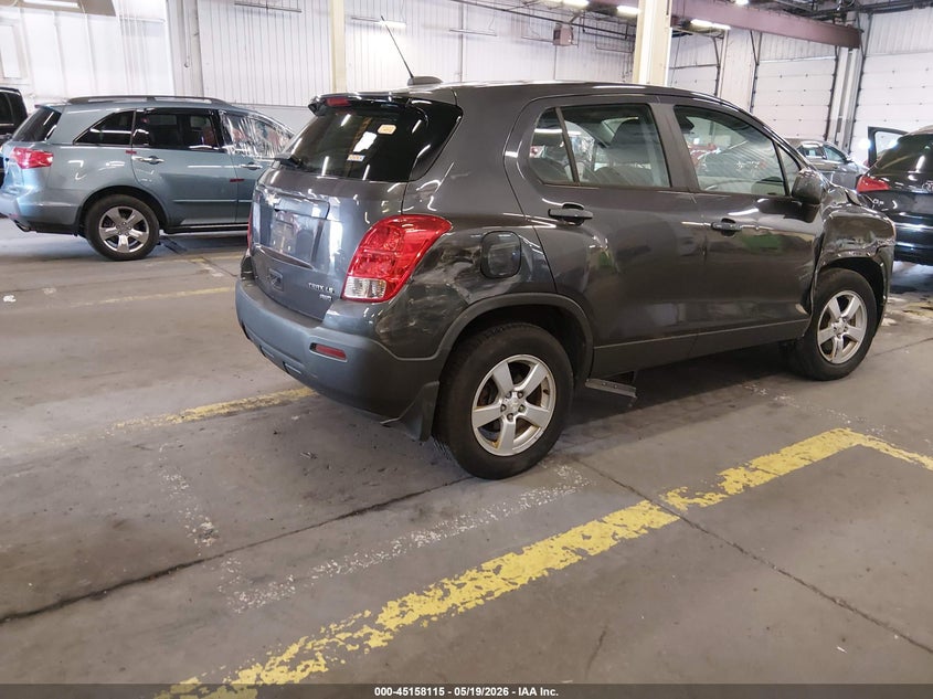 2016 CHEVROLET TRAX auction photo 4