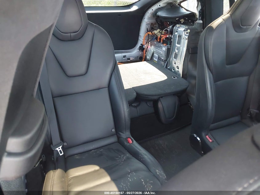2021 Tesla Model X Long Range Dual Motor All-Wheel Drive/Long Range Plus Dual Motor All-Wheel Drive VIN: 5YJXCBE2XMF323703 Lot: 45158157