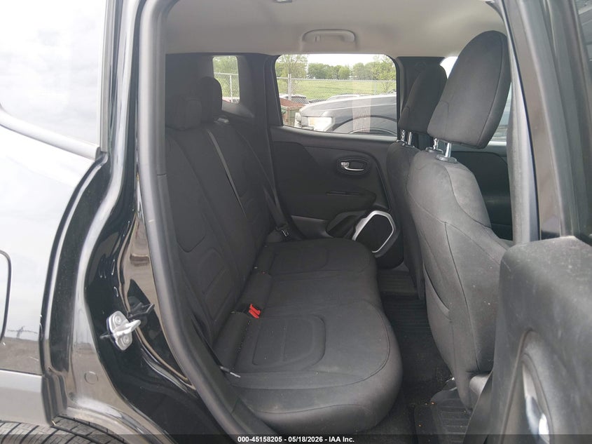2018 JEEP RENEGADE auction photo 8