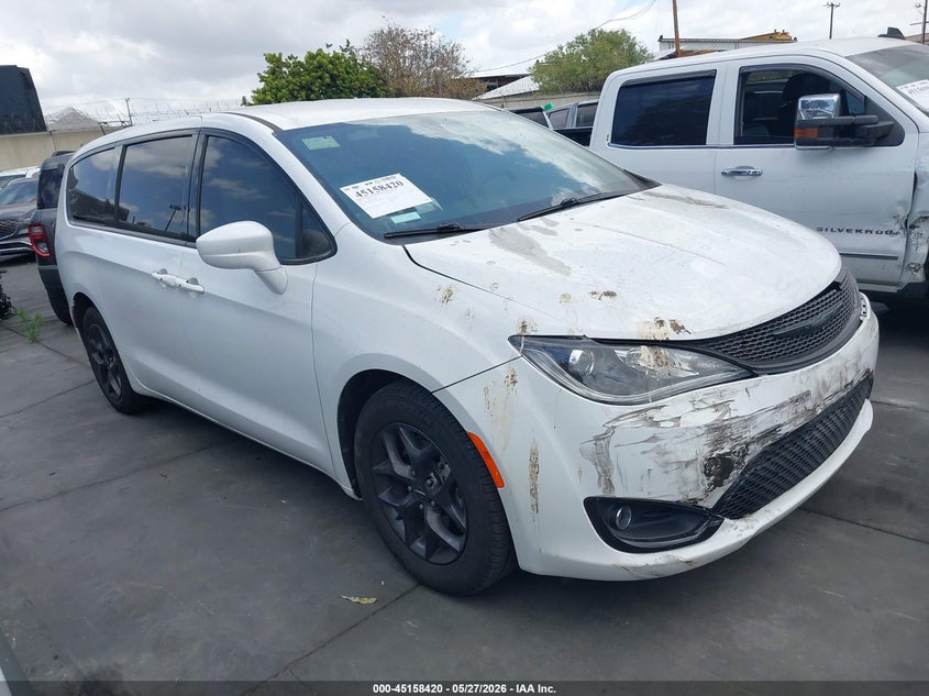 Vin: 2c4rc1fg6lr282129, lot: 45656084, chrysler pacifica touring 2020 img_1