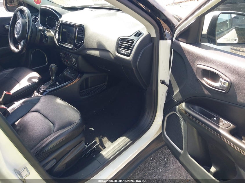 2020 JEEP COMPASS auction photo 5