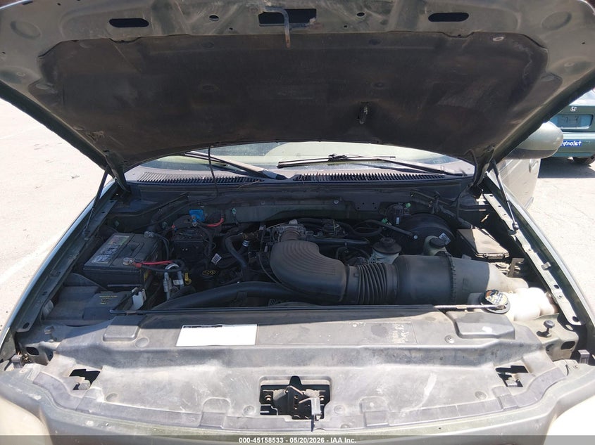 2000 Ford Expedition Eddie Bauer VIN: 1FMPU18LXYLA56668 Lot: 45158533