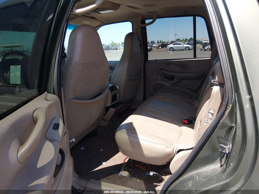 2000 Ford Expedition Eddie Bauer VIN: 1FMPU18LXYLA56668 Lot: 45158533