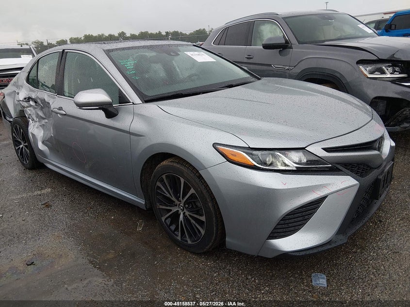 TOYOTA CAMRY SE 2019