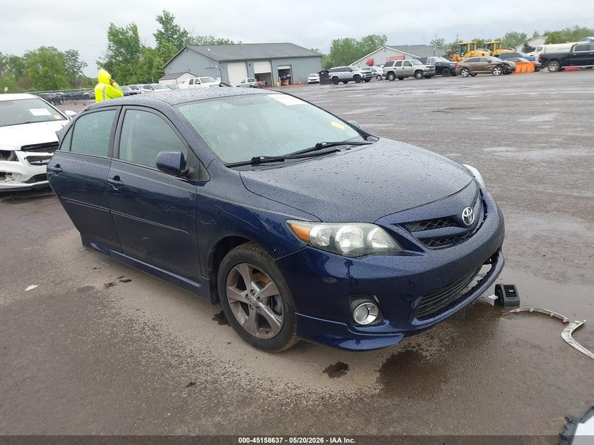 2013 TOYOTA COROLLA S