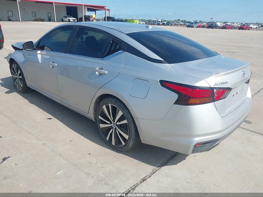 2019 NISSAN ALTIMA auction photo 3