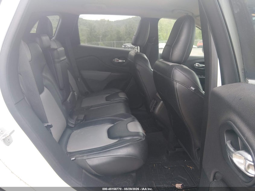 2014 JEEP CHEROKEE auction photo 8