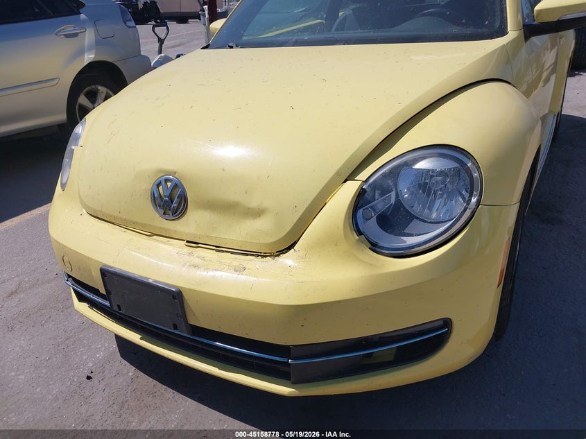 2013 Volkswagen Beetle 2.5L VIN: 3VWJP7AT9DM622744 Lot: 45158778