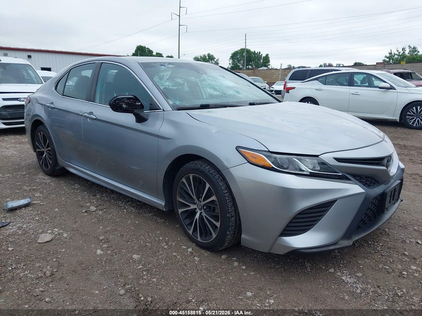 TOYOTA CAMRY SE 2020
