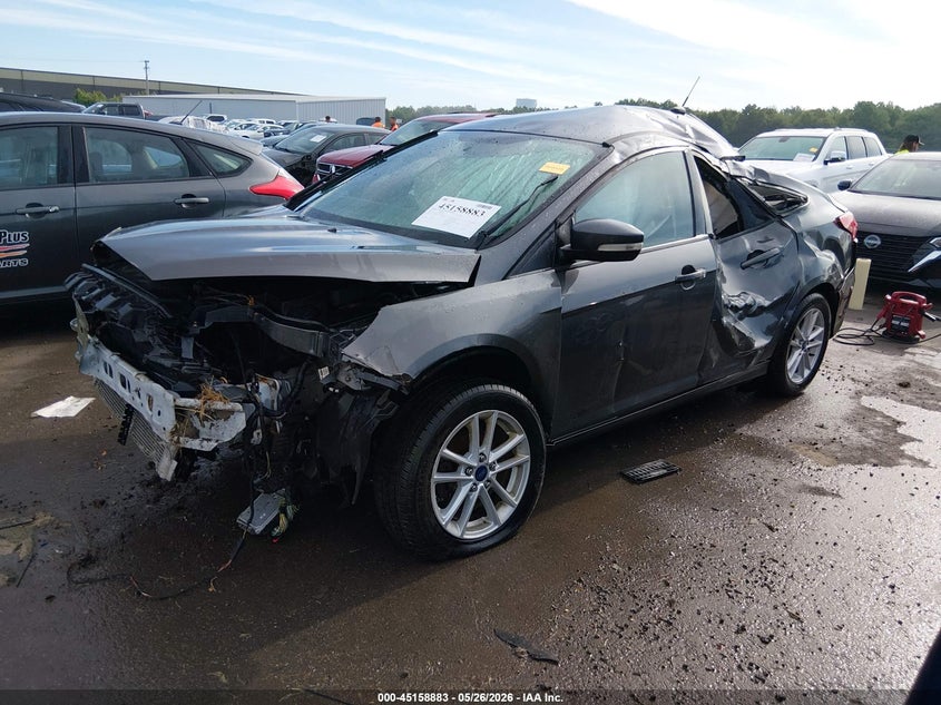 Vin: 1fadp3f24hl332403, lot: 45656547, ford focus se 20172