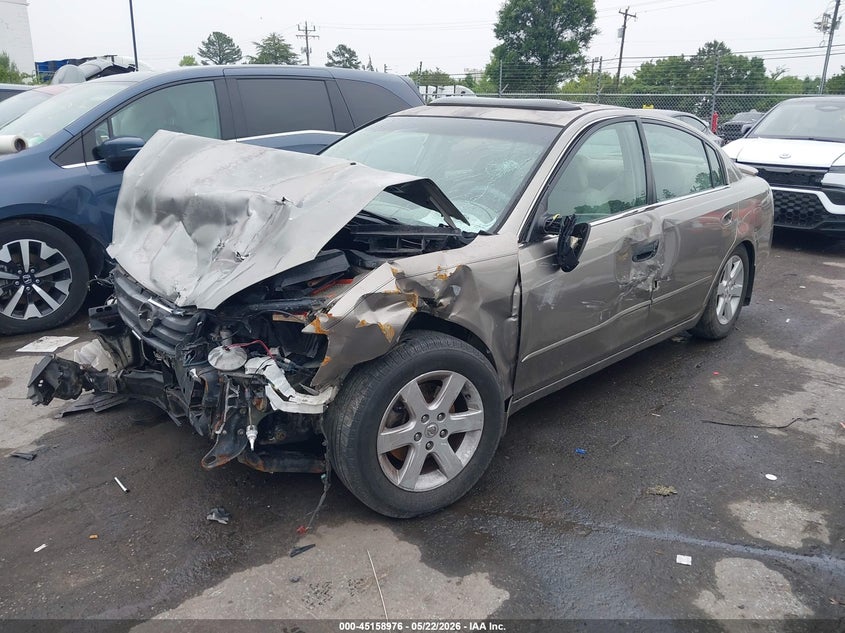 2002 Nissan Altima 2.5 S 1N4AL11D22C204342 photo 1