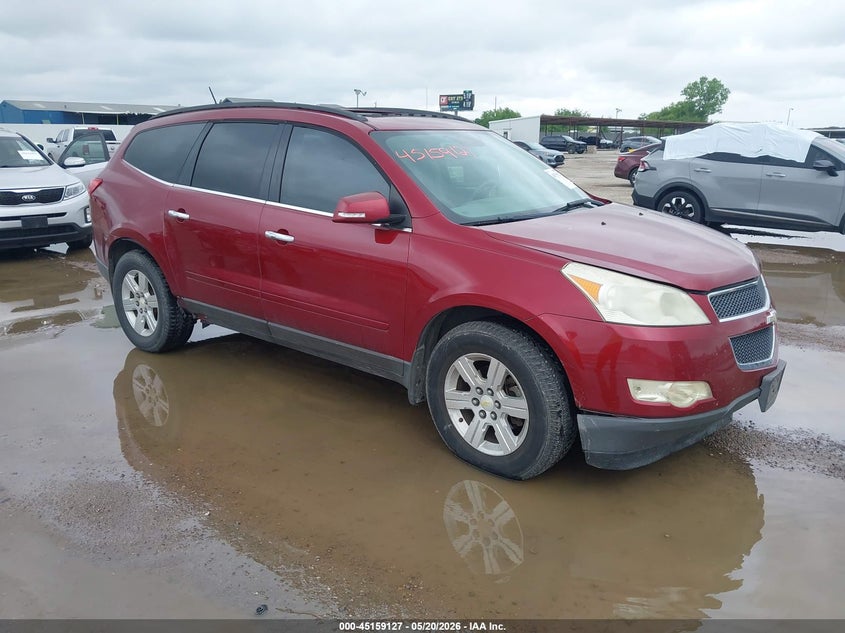 2011 CHEVROLET TRAVERSE 2LT