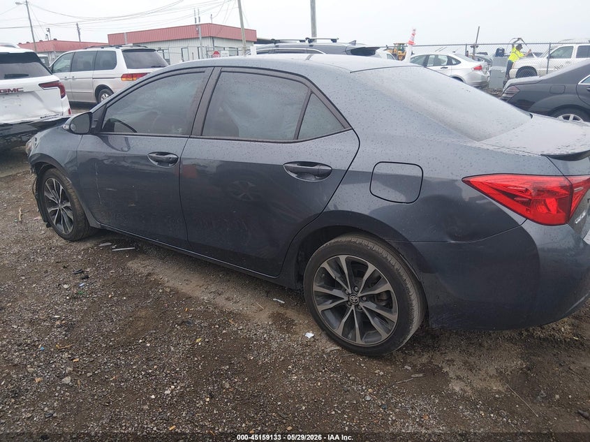 2017 TOYOTA COROLLA auction photo 3
