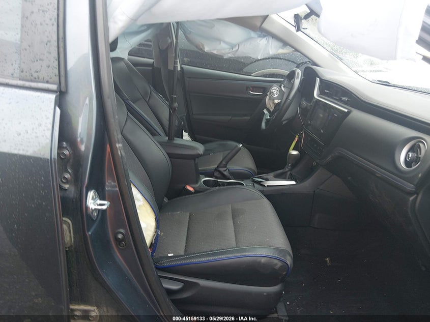 2017 TOYOTA COROLLA auction photo 5