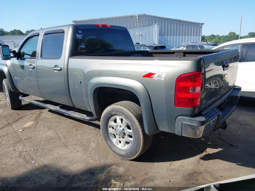 2011 CHEVROLET SILVERADO TRUCK 6.6L V-8 DI, TURBO, 397HP