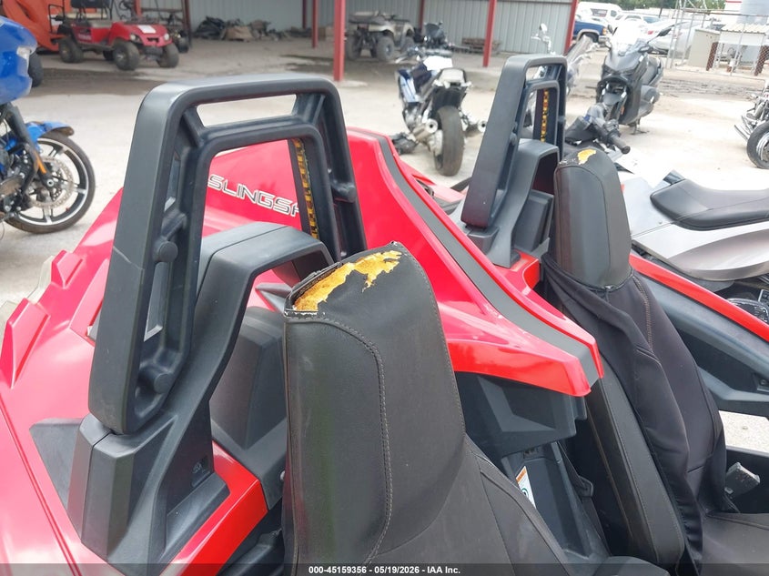 2020 POLARIS SLINGSHOT auction photo 8