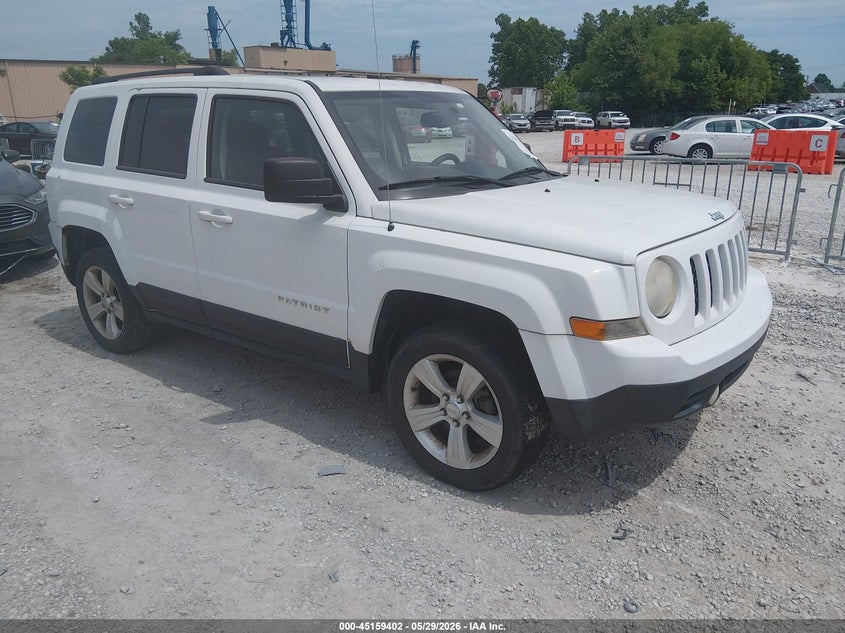 Vin: 1c4njrfb8dd114701, lot: 45657066, jeep patriot latitude 2013 img_1