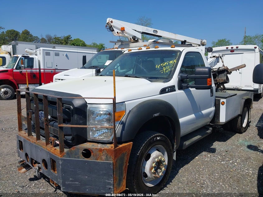 2015 Ford F-550 Chassis Xl 1FDUF5HT0FEB04992 photo 1