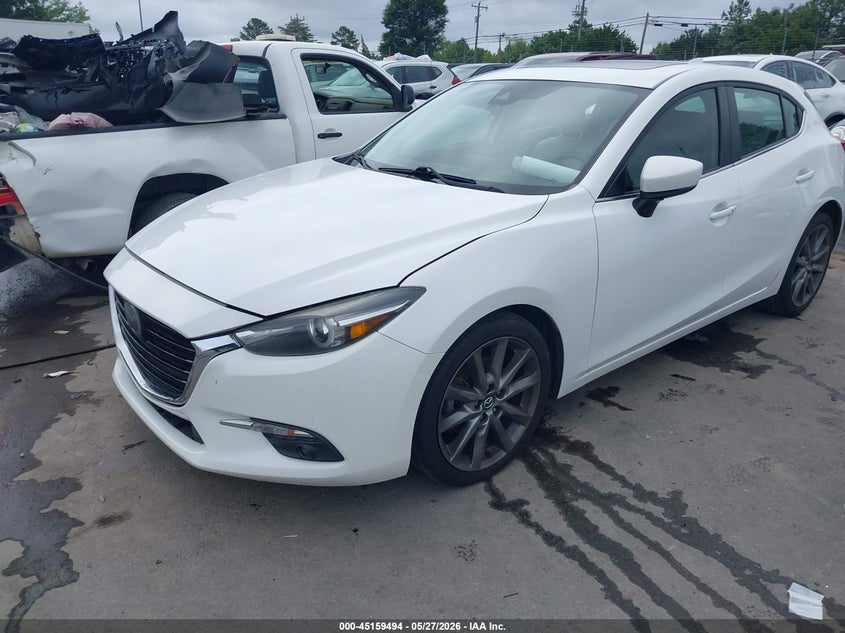 Vin: 3mzbn1m32jm209305, lot: 45657158, mazda mazda3 grand touring 20182