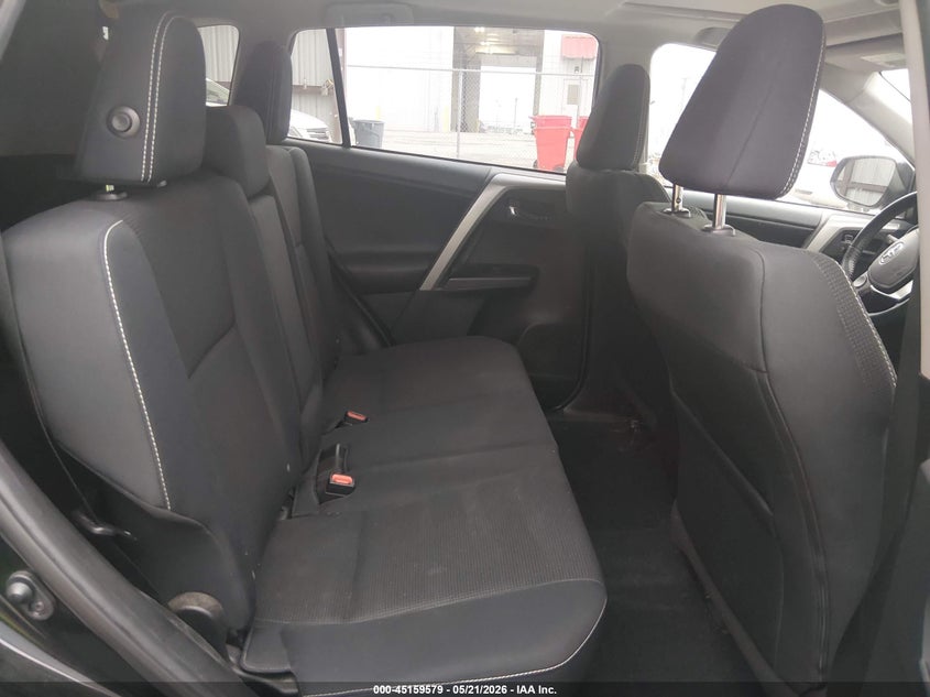 2018 TOYOTA RAV4 auction photo 8