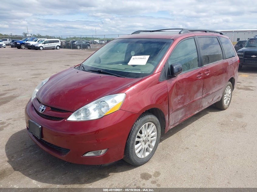 2010 Toyota Sienna Xle 5TDDK4CC1AS030311 photo 1