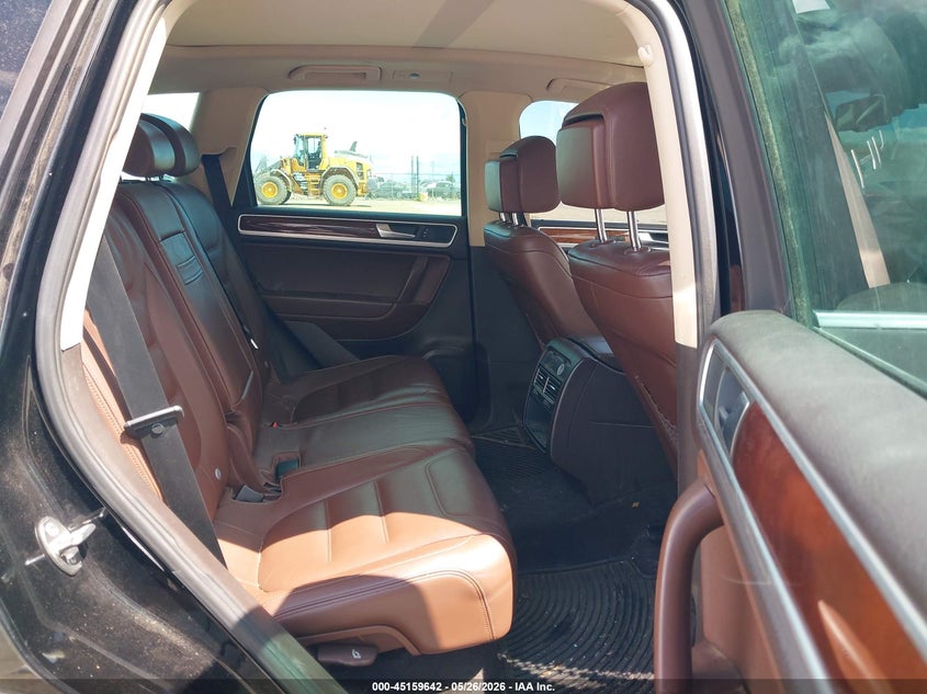 2012 Volkswagen Touareg Tdi Lux VIN: WVGFK9BP7CD003456 Lot: 45159642