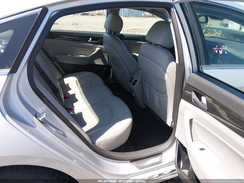 VIN KMHE34L38KA091098 2019 HYUNDAI SONATA HYBRID LIMITED