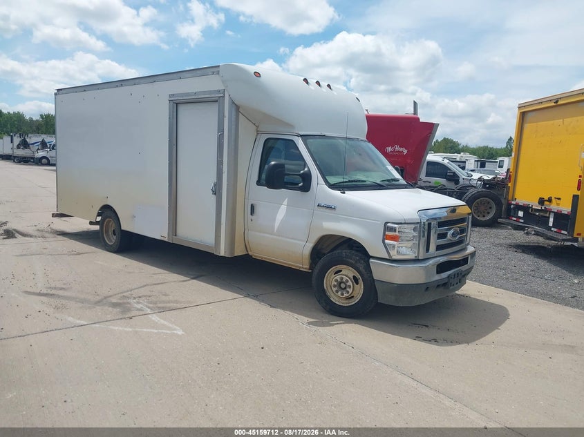 2021 FORD E-450 CUTAWAY — zdjęcie z aukcji