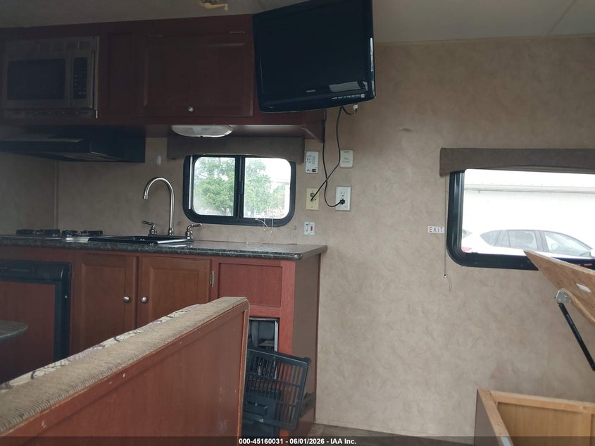 2014 COACHMEN CLIPPER auction photo 5