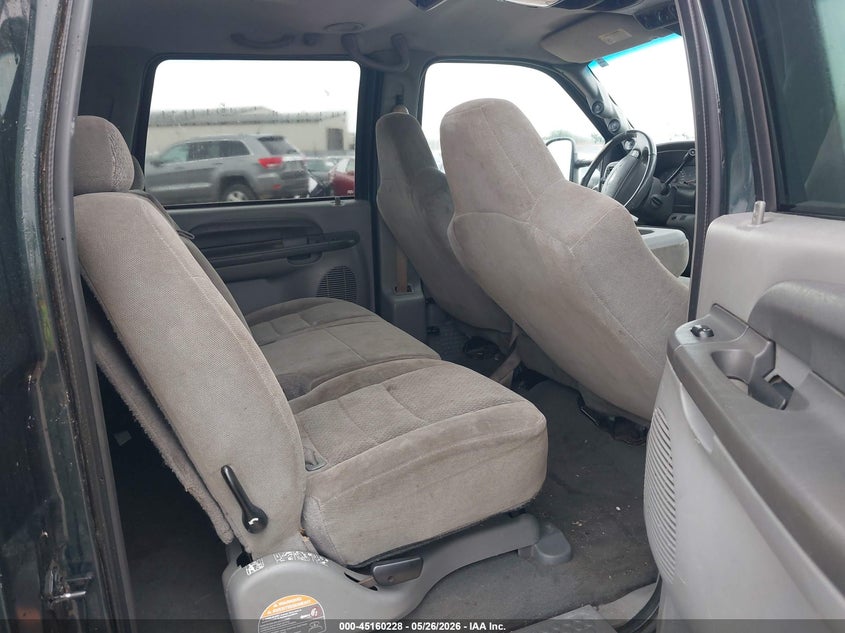 2002 FORD EXCURSION auction photo 8