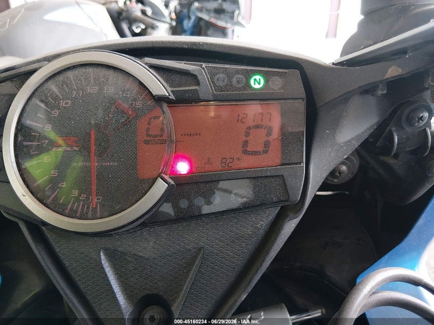2011 Suzuki Gsx-R1000 VIN: JS1GT78A8B2100814 Lot: 45160234
