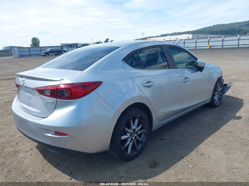 Vin: 3mzbn1v39jm200292, lot: 45657933, mazda mazda3 touring 20184