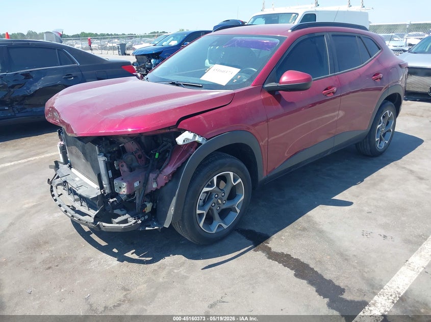 2024 CHEVROLET TRAX auction photo 2