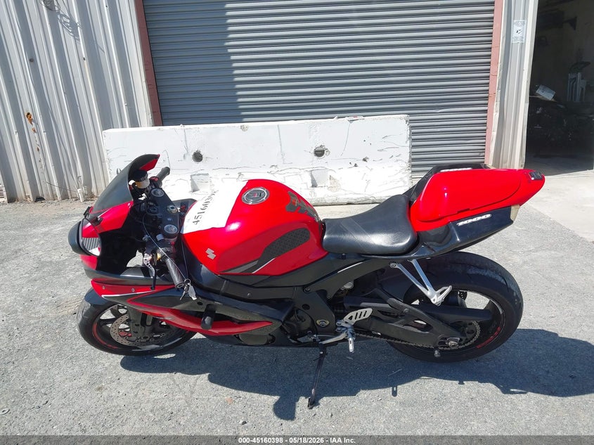 2006 Suzuki Gsx-R1000 VIN: JS1GT76A462102083 Lot: 45160398