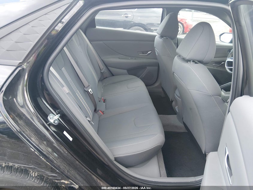 AtlanticExpress - Hyundai Elantra