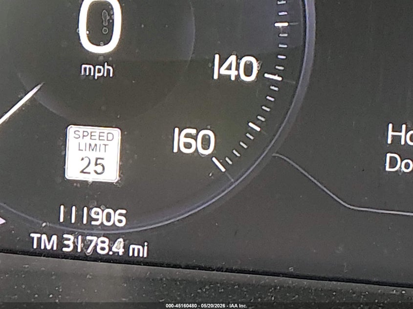 2020 VOLVO XC40 auction photo 7