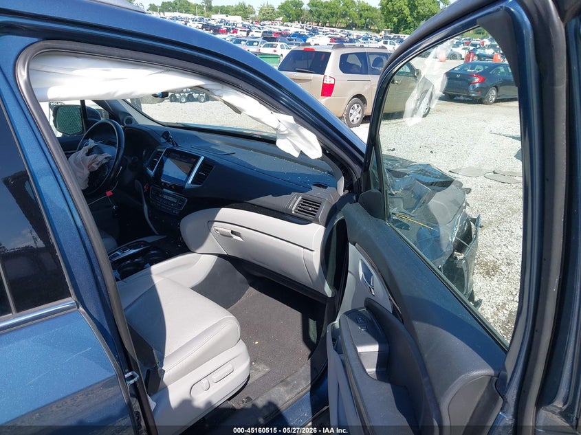 2016 HONDA PILOT auction photo 5