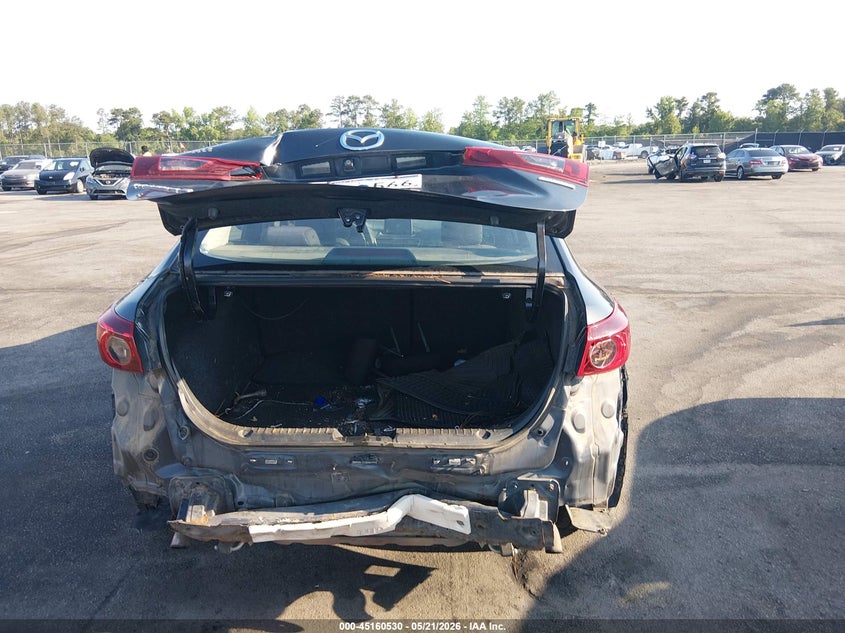 MAZDA MAZDA3 - zdjęcie 17