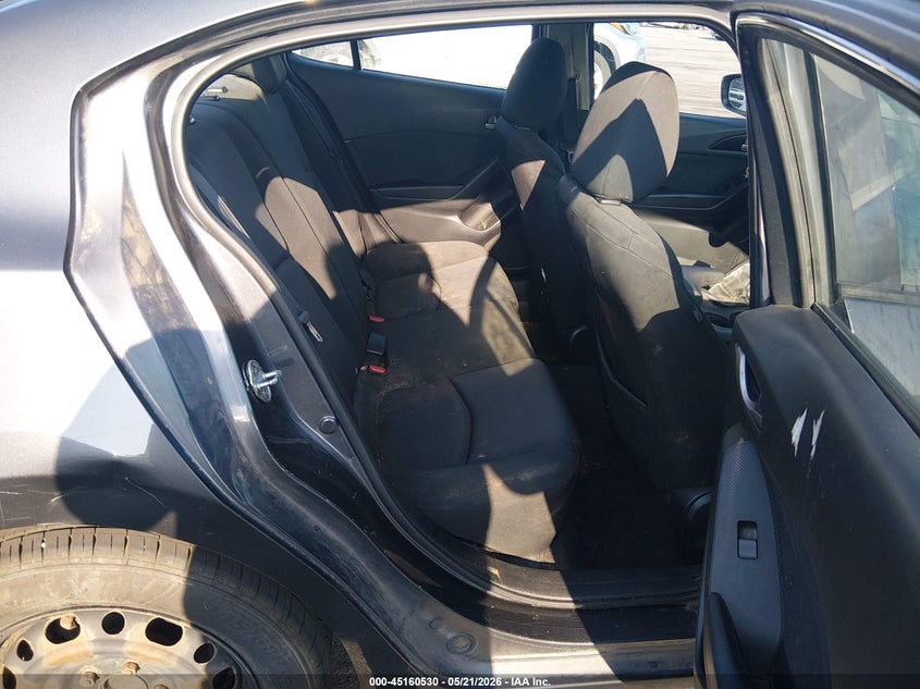 MAZDA MAZDA3 - zdjęcie 8