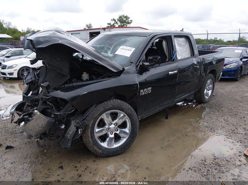 2016 RAM 1500 — zdjęcie 2