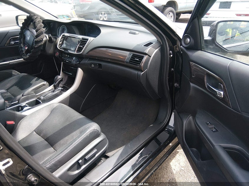 2016 HONDA ACCORD auction photo 5
