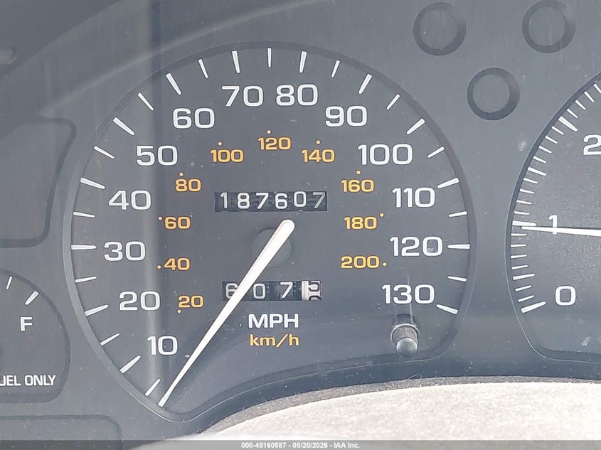 1997 Saturn Sc Sc2 VIN: 1G8ZH1270VZ410813 Lot: 45160587