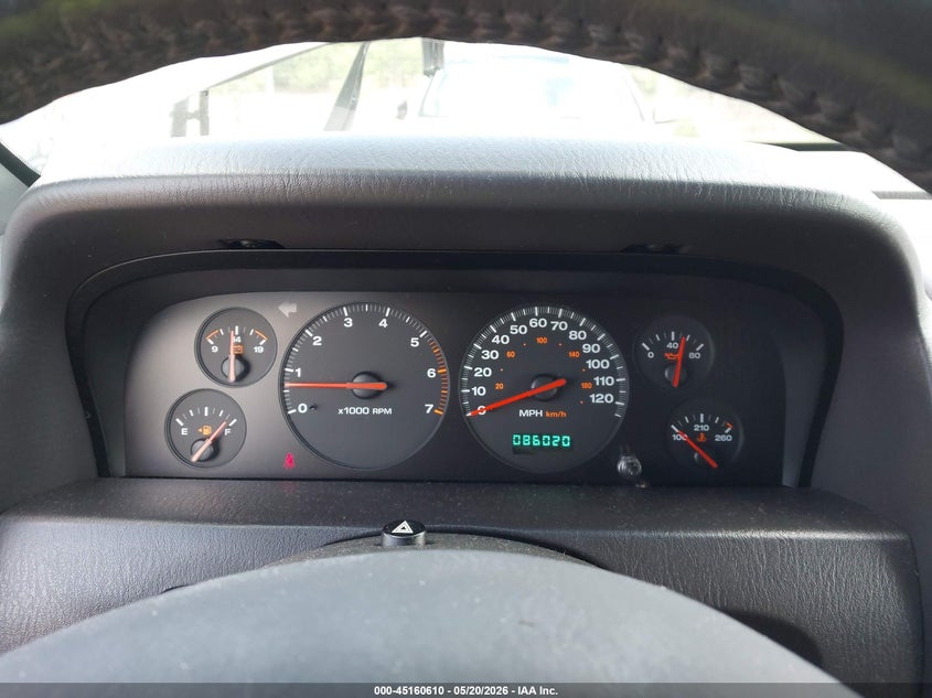 2000 Jeep Grand Cherokee Limited VIN: 1J4GW58N9YC311330 Lot: 45160610