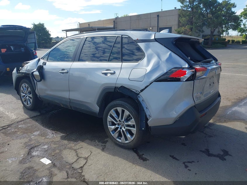 AtlanticExpress - Toyota RAV4