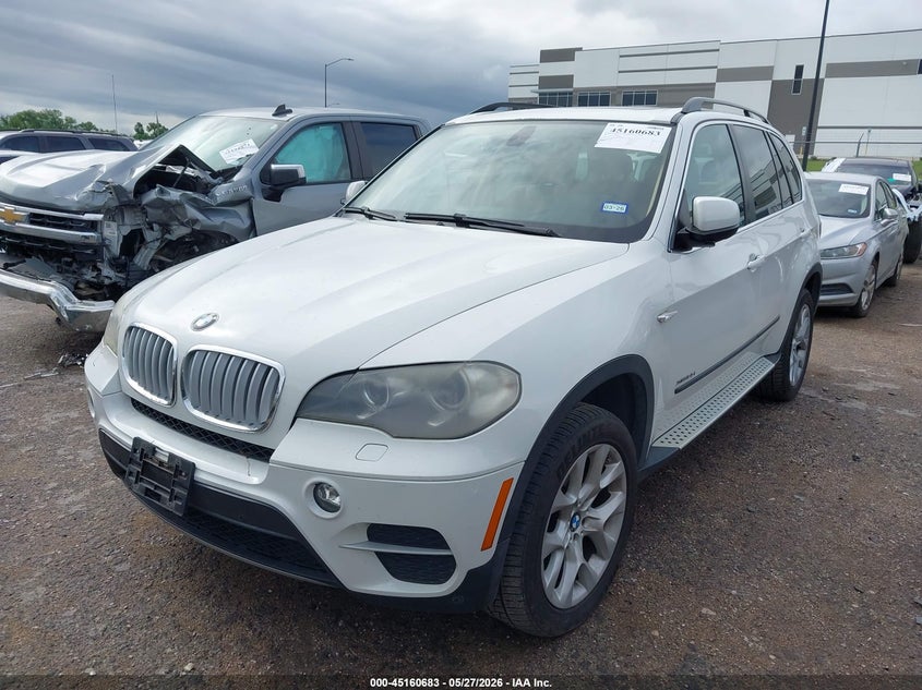 2013 BMW X5 auction photo 2